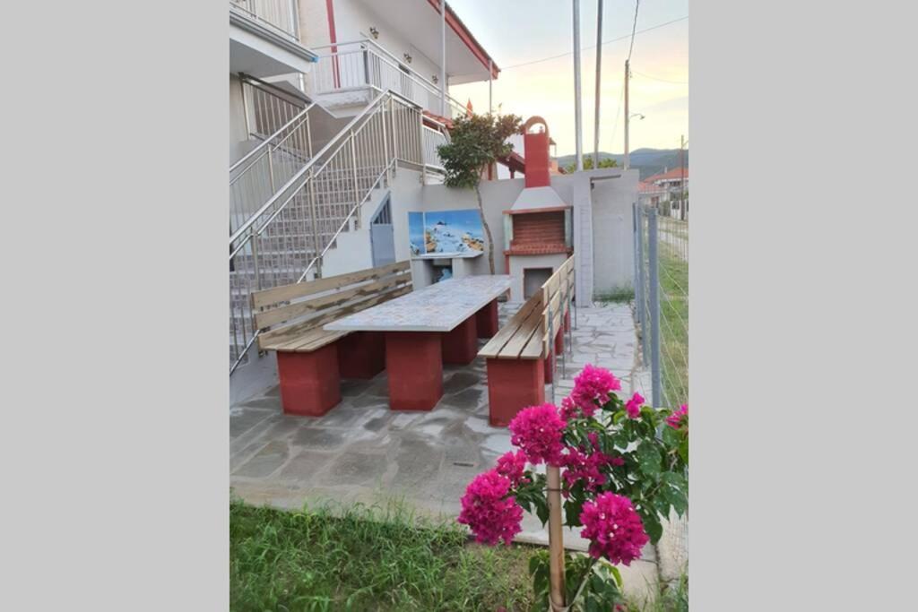 Villa Fer Forze You Have The Feeling Of Your Own Holiday Home Asproválta Ngoại thất bức ảnh